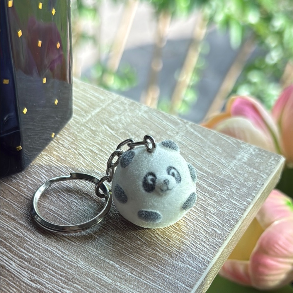 Cute Panda Keychain - Picture 4 of 4